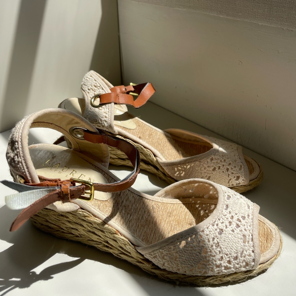 Ralph Lauren Ciara Open Toe Canvas Wedge Espadrille Sandal. Size 7.